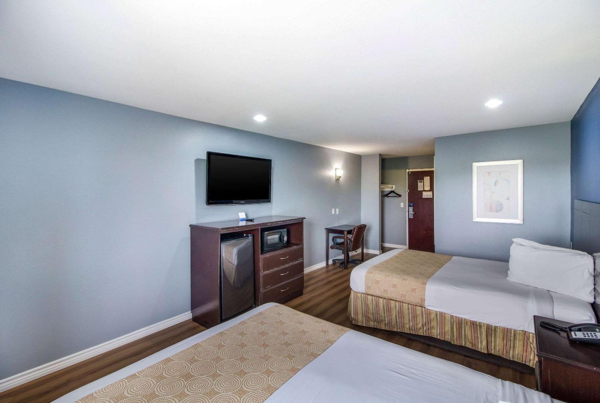 Rodeway Inn & Suites Port Arthur - Groves Kültér fotó