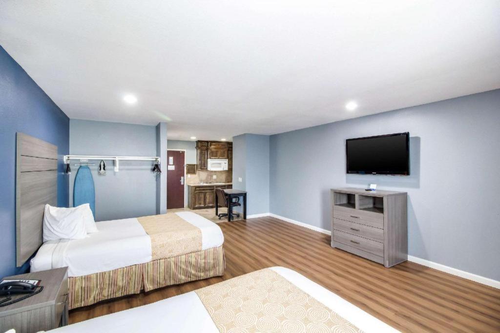 Rodeway Inn & Suites Port Arthur - Groves Kültér fotó