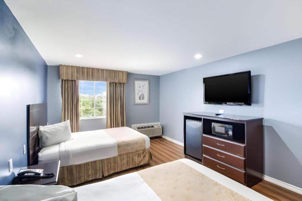 Rodeway Inn & Suites Port Arthur - Groves Kültér fotó