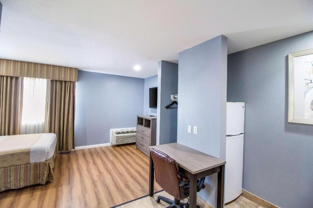 Rodeway Inn & Suites Port Arthur - Groves Kültér fotó