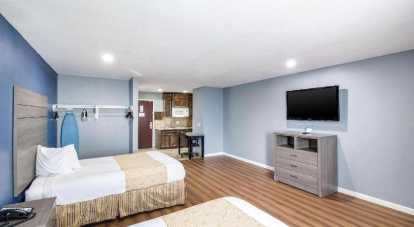 Rodeway Inn & Suites Port Arthur - Groves Kültér fotó