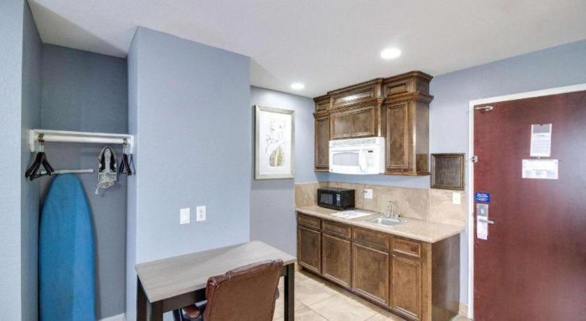 Rodeway Inn & Suites Port Arthur - Groves Kültér fotó